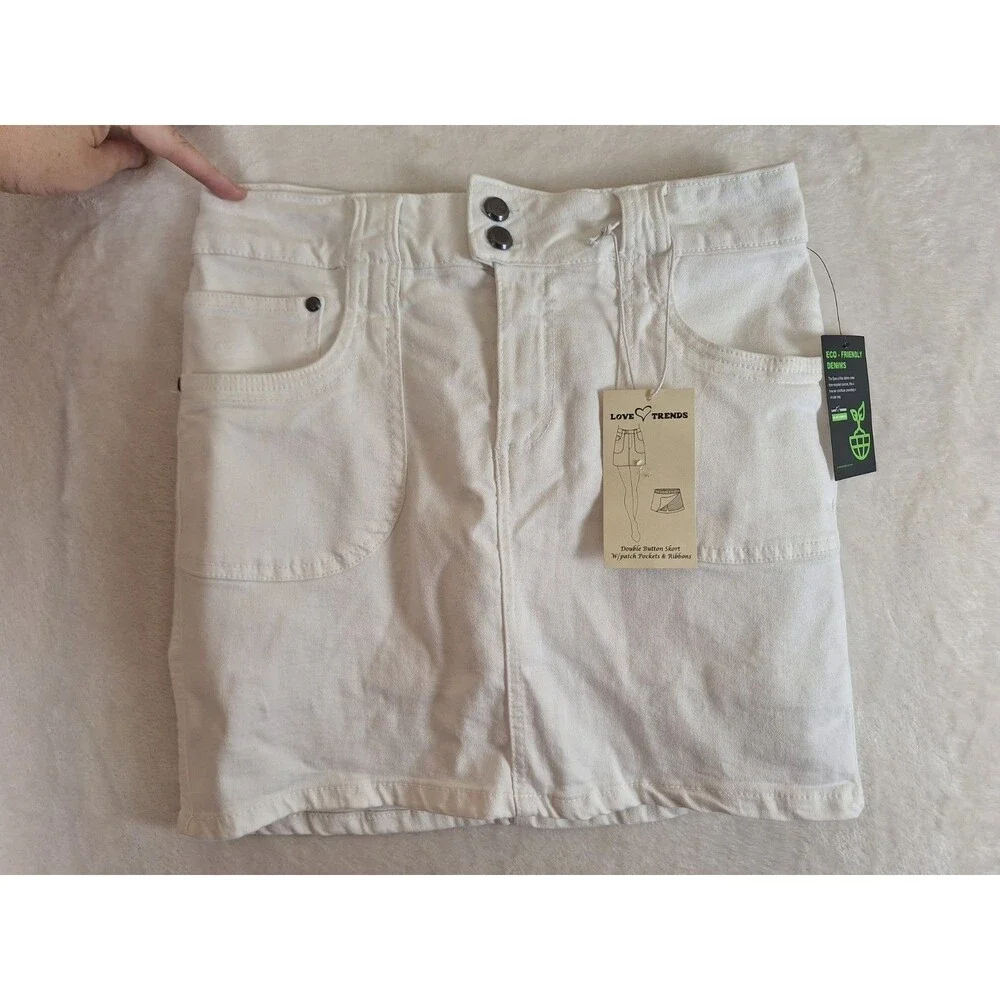 LOVE TRENDS Juniors 9 White Mini Skort NWT Denim Utility Y2K Cotton Stretch Eco